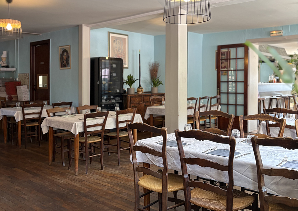 Le Restaurant - Hôtel Restaurant Du Tourisme - restaurant SERVANCE